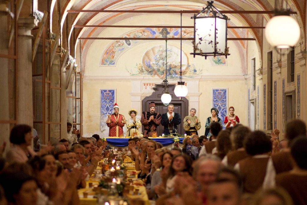 convivio a palazzo