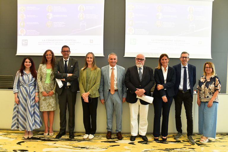 Corecom Lombardia da sin, Confortuolo, Cella, Alparone, Valcepina, Marazzoli, De Vecchi, Villa, Gariboldi e Mazzotta